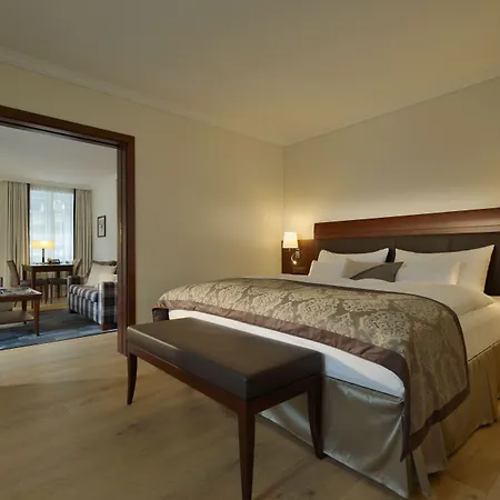 ホテル モンセルヴァン パレス ツェルマット