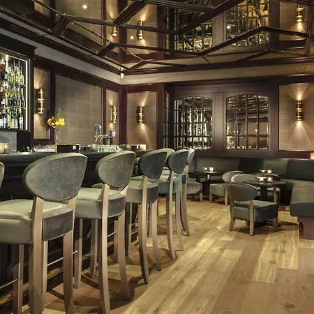 Szálloda Mont Cervin Palace 5*