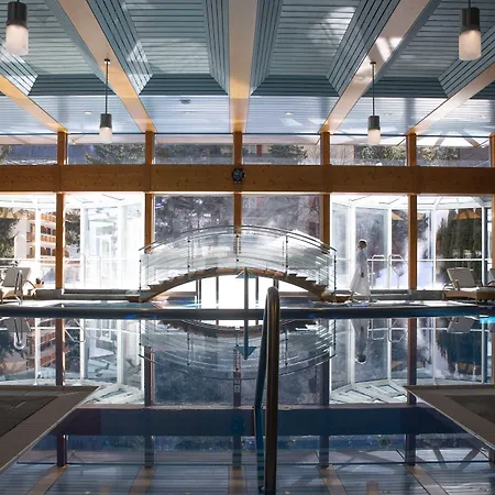 モンセルヴァン パレス ホテル