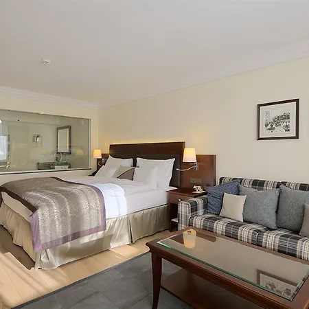 Отель Mont Cervin Palace